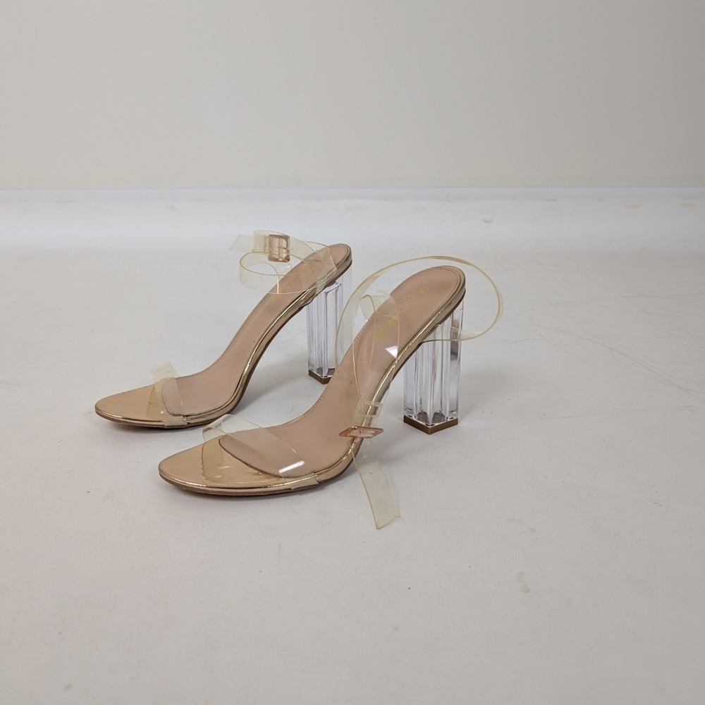 Fashion Nova Clear Heels Block Sandal Transparent Lucite Strappy Plastic - Picture 3 of 8